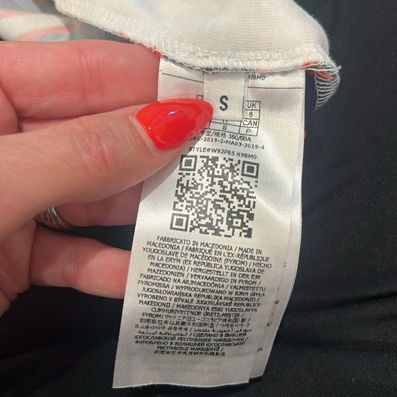 GUESS vintage women's crop top tank sleeveless Cherry red striped size S fitted - Picture 7 of 7